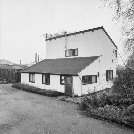 In oorsprong als voorbeeld van moderne houtskeletbouw in nieuwe zakelijke trant