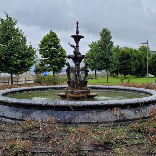 Fuente de Los Meones