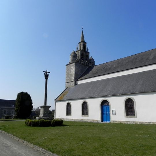 Église Saint-Pierre de Trédarzec