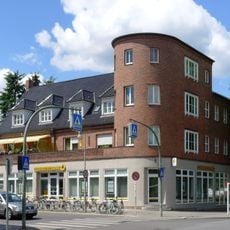 Geschäftshaus & Mietwohnhaus Zeltinger Platz 1 & 3