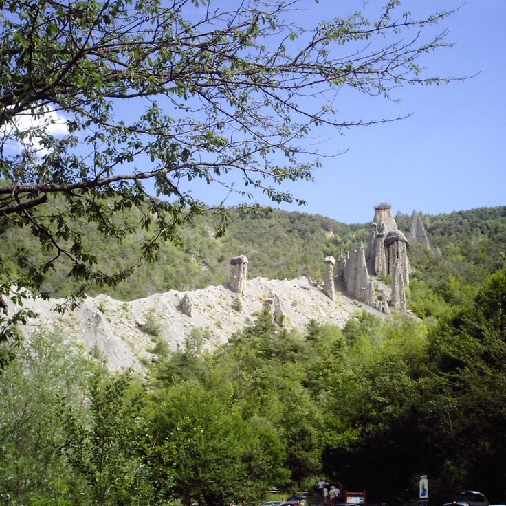 Demoiselles Coiffées de Pontis