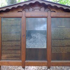 Urgeschichtliche Höhensiedlung mit Wallanlage Königsberg