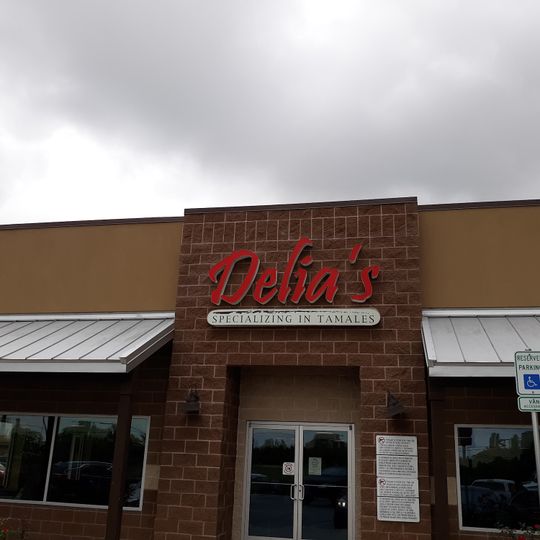 Delia's Specializing in Tamales
