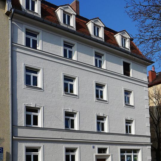 Mietshaus
