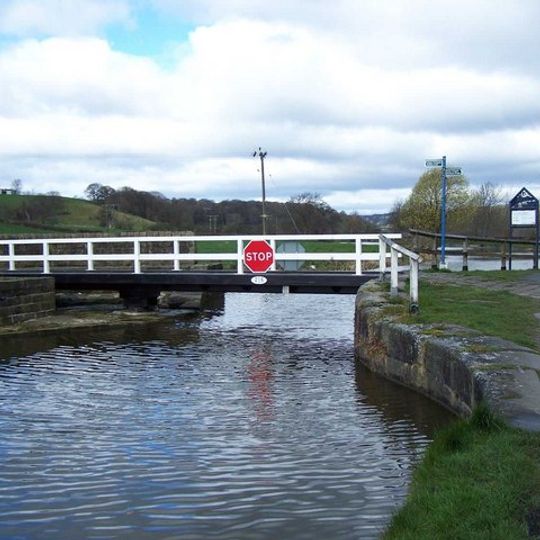 Leeds And Liverpool Canal, Owl Bridge