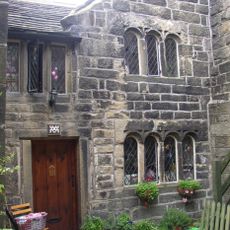 Stag Cottage and basement lock up