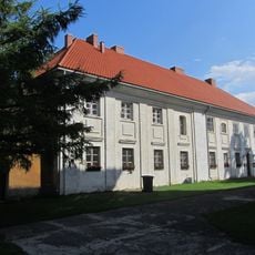 Klasztor, ob. plebania