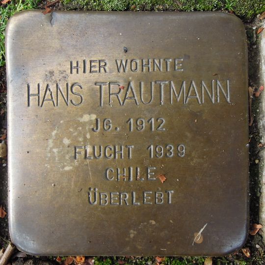 Stolperstein en memoria de Hans Trautmann