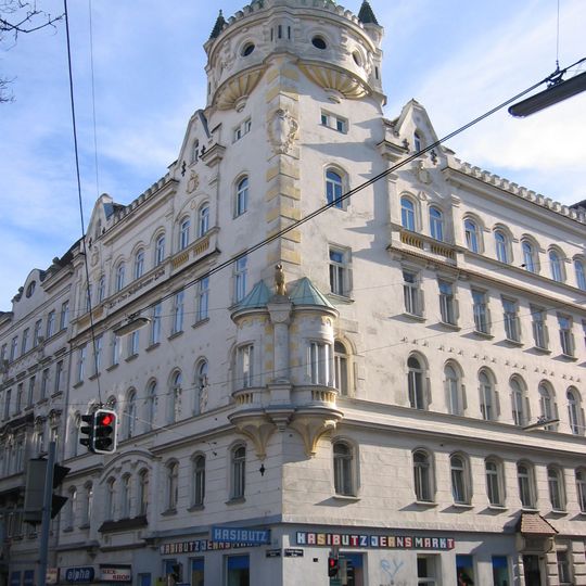 Wohnhaus »Schönbrunner Hof«