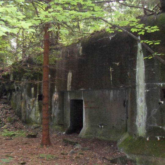 R-S 75 U křížku casemate