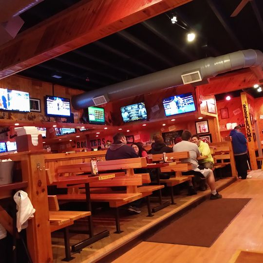 Roosters Wings