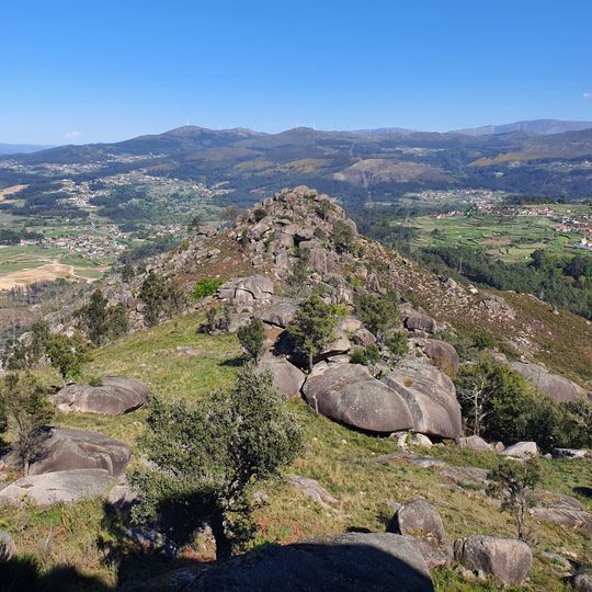 Castelo da Pena da Rainha, também conhecido por Castelo de São Martinho da Pena