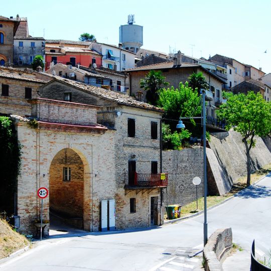 Mura medievali di Montelupone