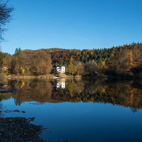 Natural area of the Cei lake