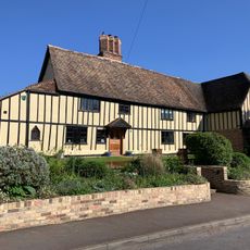 16 And 18, Middle Street