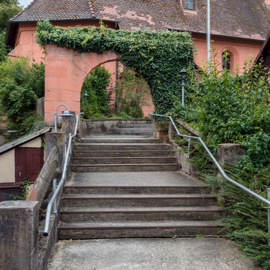 Kirchhofbefestigung Ochenbrucker Straße 4