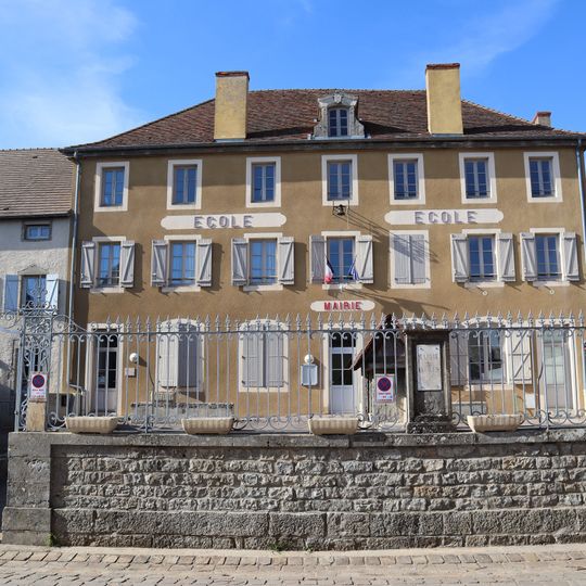 Saint-Sernin-du-Plain