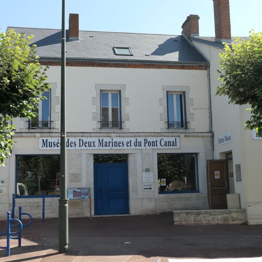 Musée des deux marines et du pont-canal de Briare