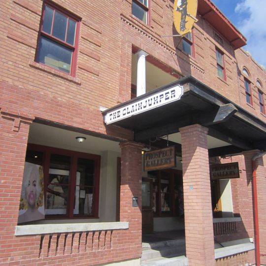 The Claim Jumper Building