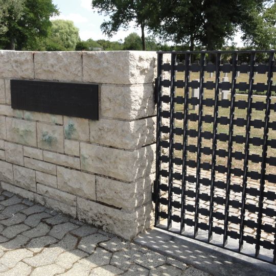 Mangiennes German military cemetery