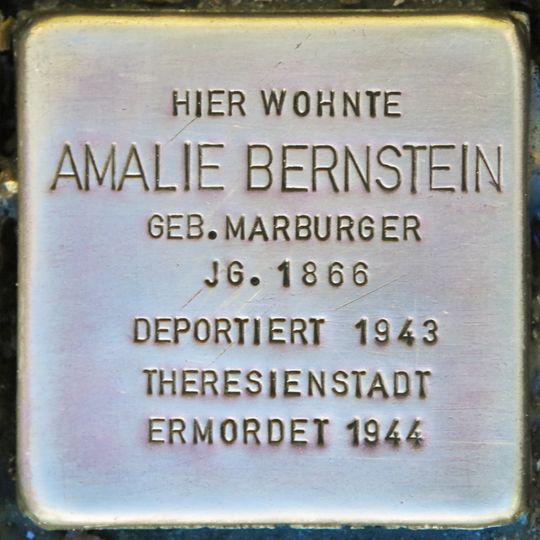 Stolperstein en memoria de Amalie Bernstein
