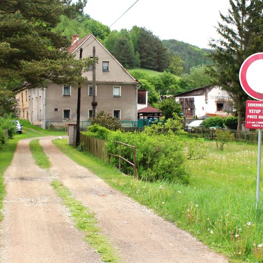 Most přes Liběchovku v Medonosech