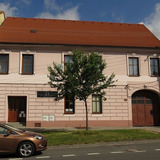 Hospoda U koule, později U koruny