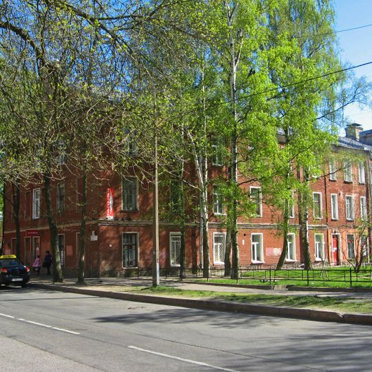 1-й служительский флигель