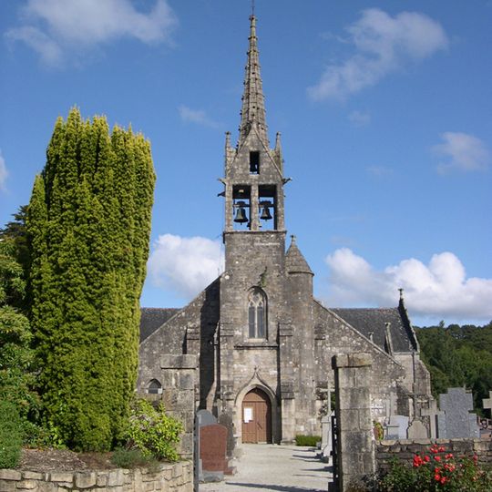 Église Saint-Hernin de Locarn