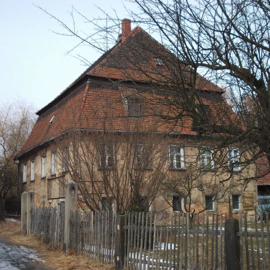 Ländliches Anwesen Pescheckstraße 8
