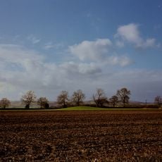 Tinker's Inn bowl barrow, south