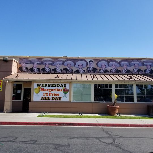 PV'S Fresh Grill, Tequila & Entertainment