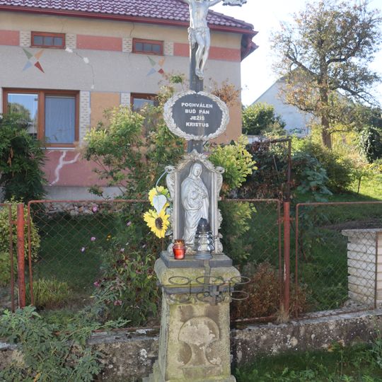 Kříž u zvoničky v Markvarticích