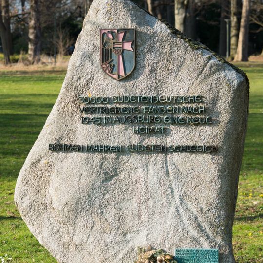 Wittelsbacher Park - Gedenkstein