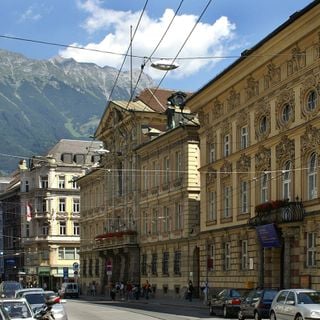 Taxispalais (Innsbruck)
