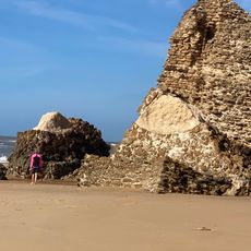 "Torre del Río del Oro"