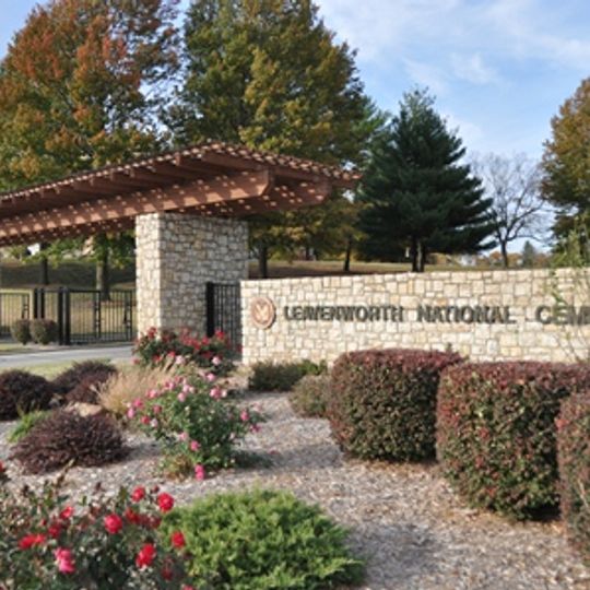 Leavenworth National Cemetery