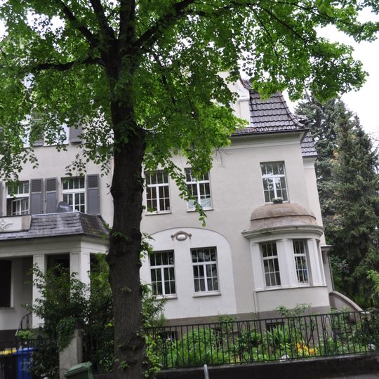 Augustastraße 38
