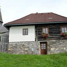Pfarrhof, Kaplanei