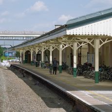 Chippenham Station, Entrance Building And Attached Platform Canopies