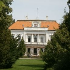 Arborétum Mlyňany, kaštieľ