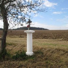 Kříž jižně od Bučí