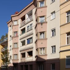 Wohnhausanlage Brüßlgasse 34