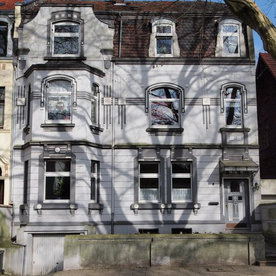 Wohngebäude Kaiserstraße 8