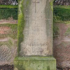 Grabmal Eltersdorfer Straße 21 in Erlangen