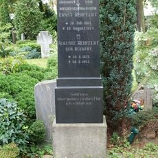 Grabmal Ernst Rehfeld auf dem 4. Städtischen Friedhof Pankow Buchholzer Straße 8