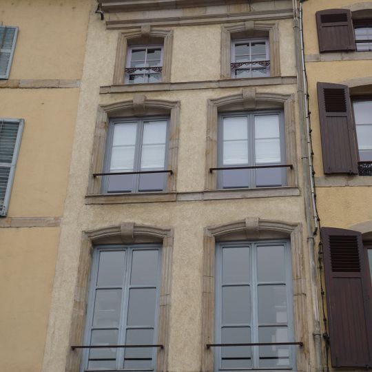 Maison, 10 place des Vosges