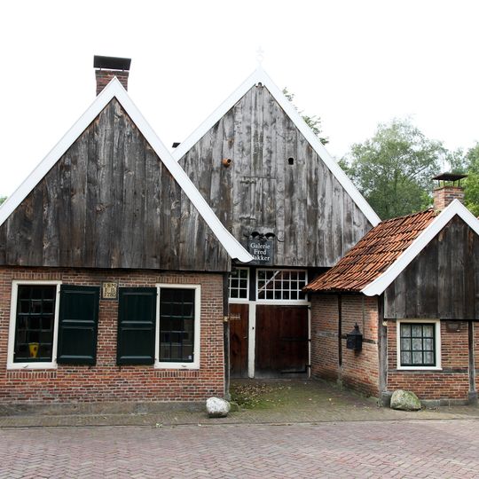 Koppelsbrink 32, Borne