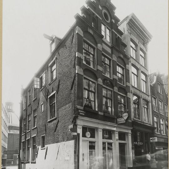 Nieuwendijk 30, Amsterdam