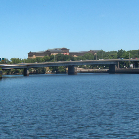 Vine Street Expressway Bridge